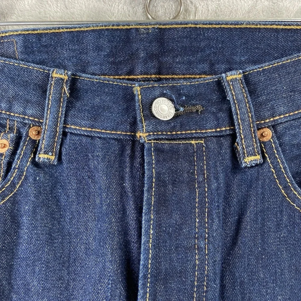 Levi's 501 Jeans Mens 30x32 Original Straight Leg Button Fly Dark Blue Denim
